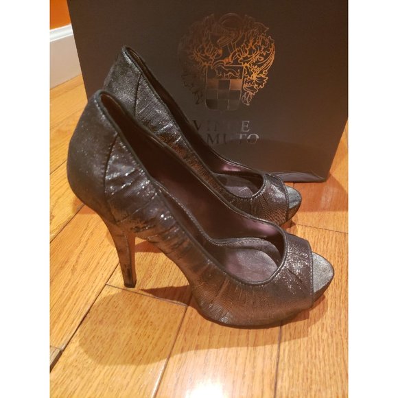 VINCE CAMUTO Metallic Silver Black MODA Platform Peep Toe Pumps size 7 - Picture 4 of 8